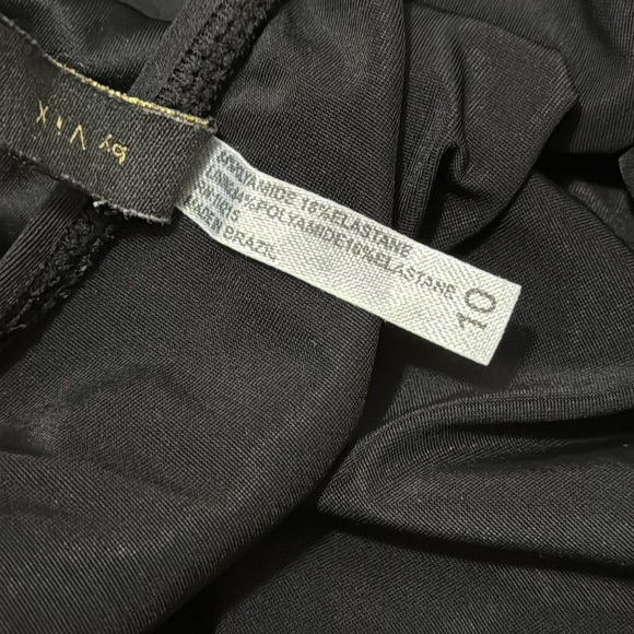 Vix Paula Hermanny Beaded Halter Tie Black White One Piece Swimsuit Size 10 - Picture 6 of 7